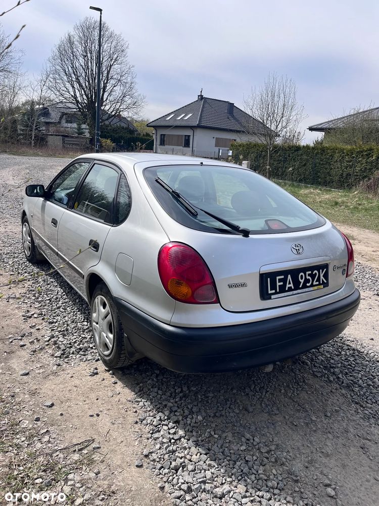 Toyota Corolla 1.4 Terra2 - 11