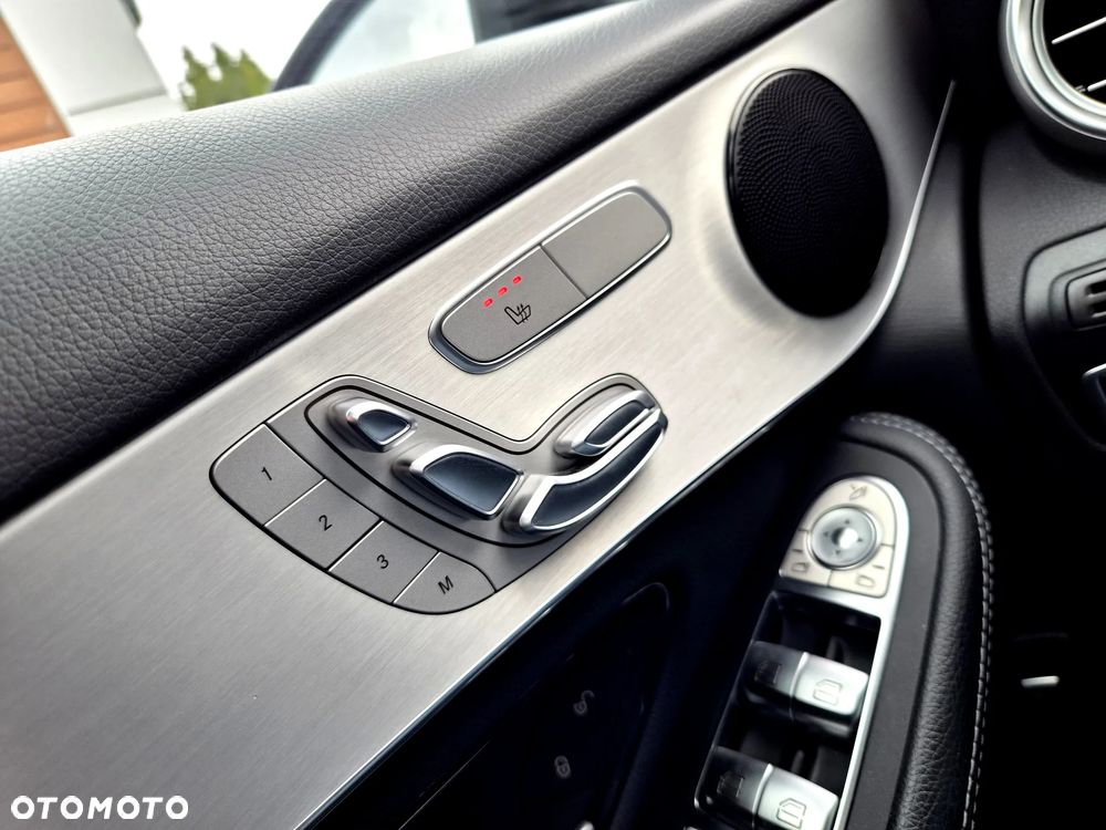 Mercedes-Benz GLC 300 de 4Matic 9G-TRONIC AMG Line - 18