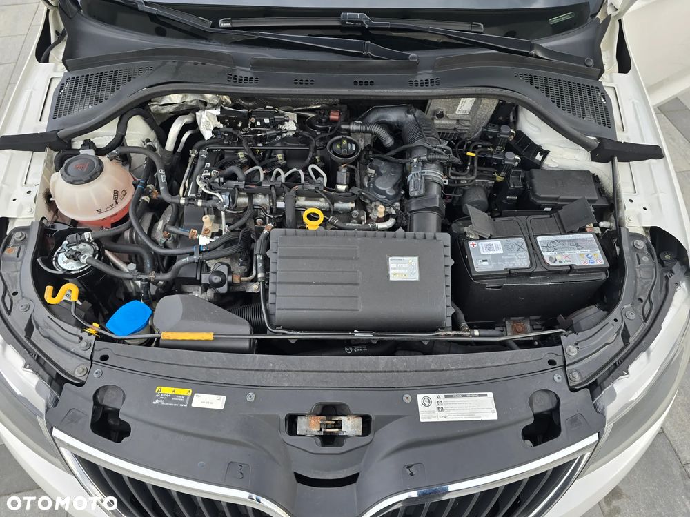Skoda RAPID - 37