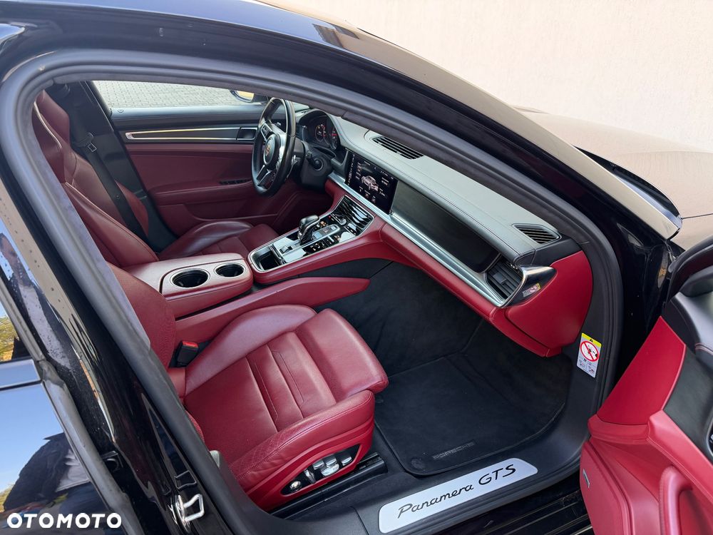 Porsche Panamera - 20