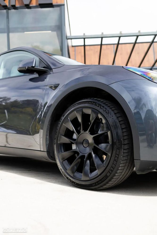 Tesla Model Y Long Range Tração Integral - 20