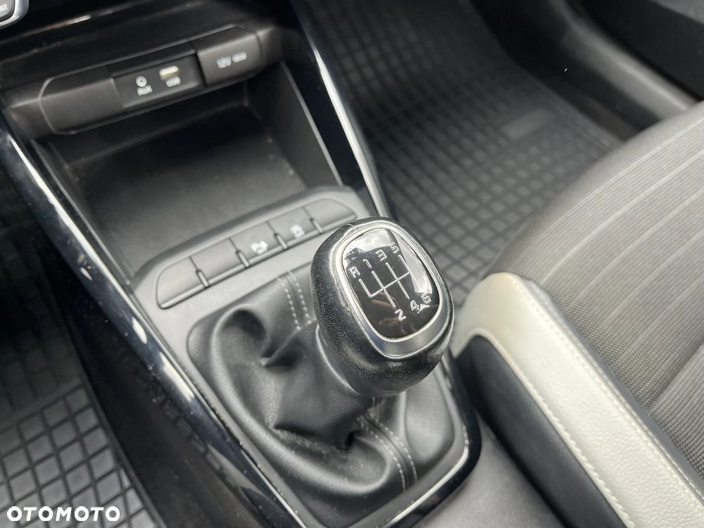 Kia Stonic 1.0 T-GDI L - 15