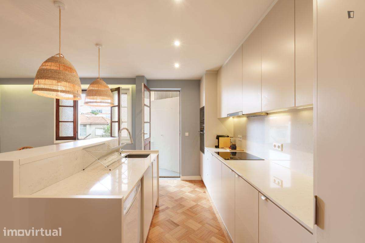 Apartamento com 2 quartos - localizado em Cedofeita Porto - Grande imagem: 4/29