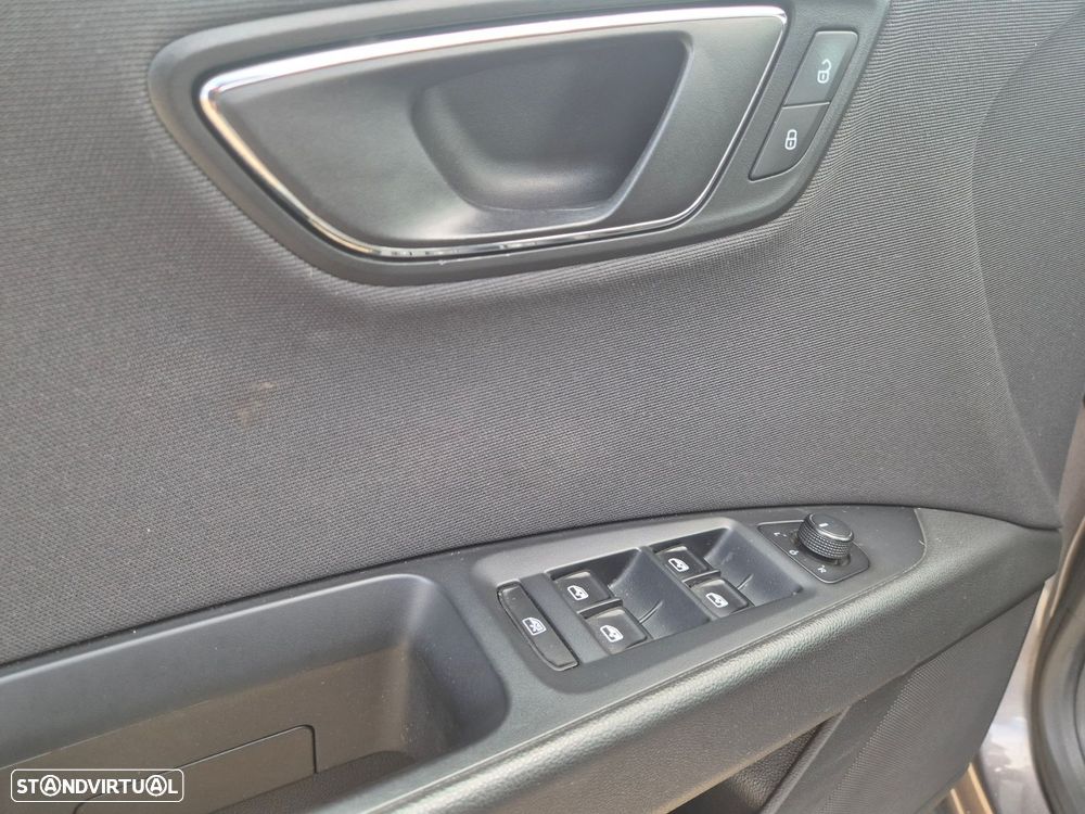 SEAT Leon ST 1.6 TDI Style Ecomotive - 16