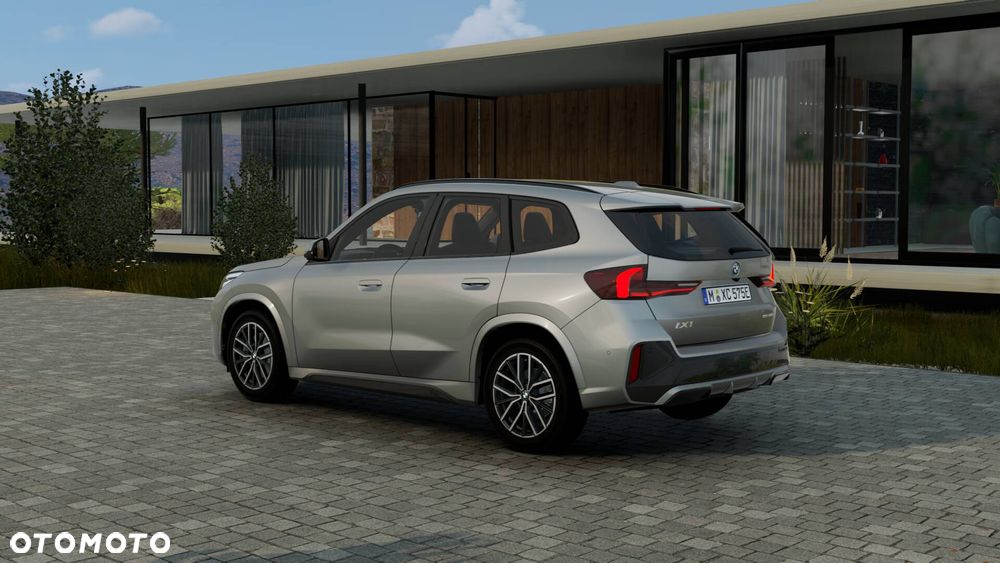 BMW iX1 eDrive20 66.5kWh M Sport - 2