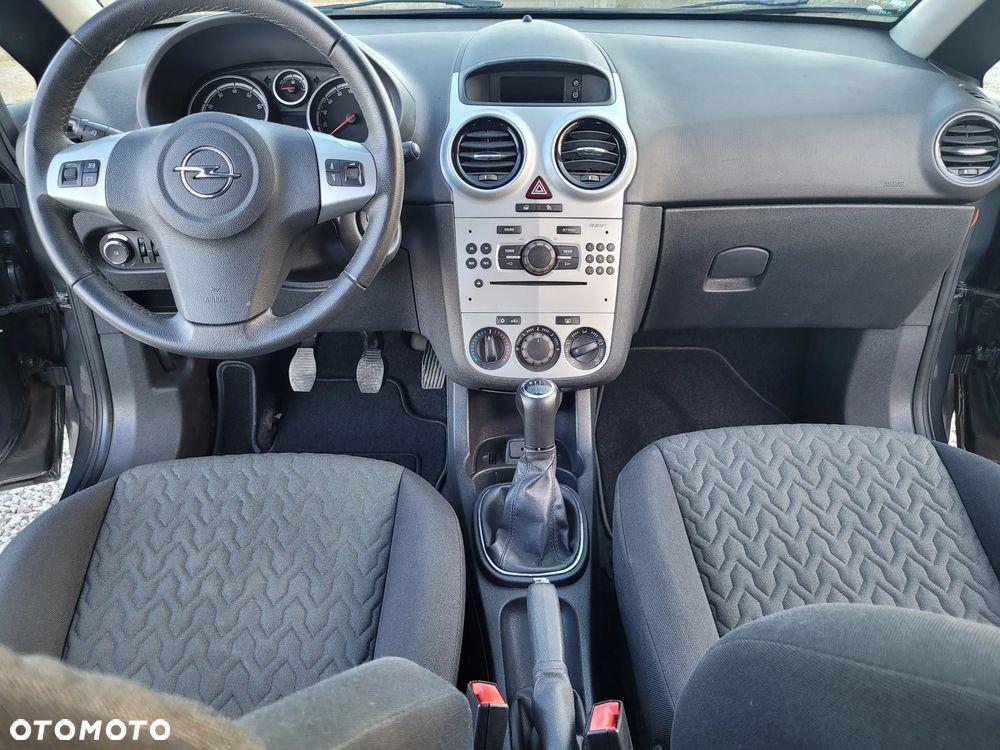 Opel Corsa 1.4 16V Active - 20