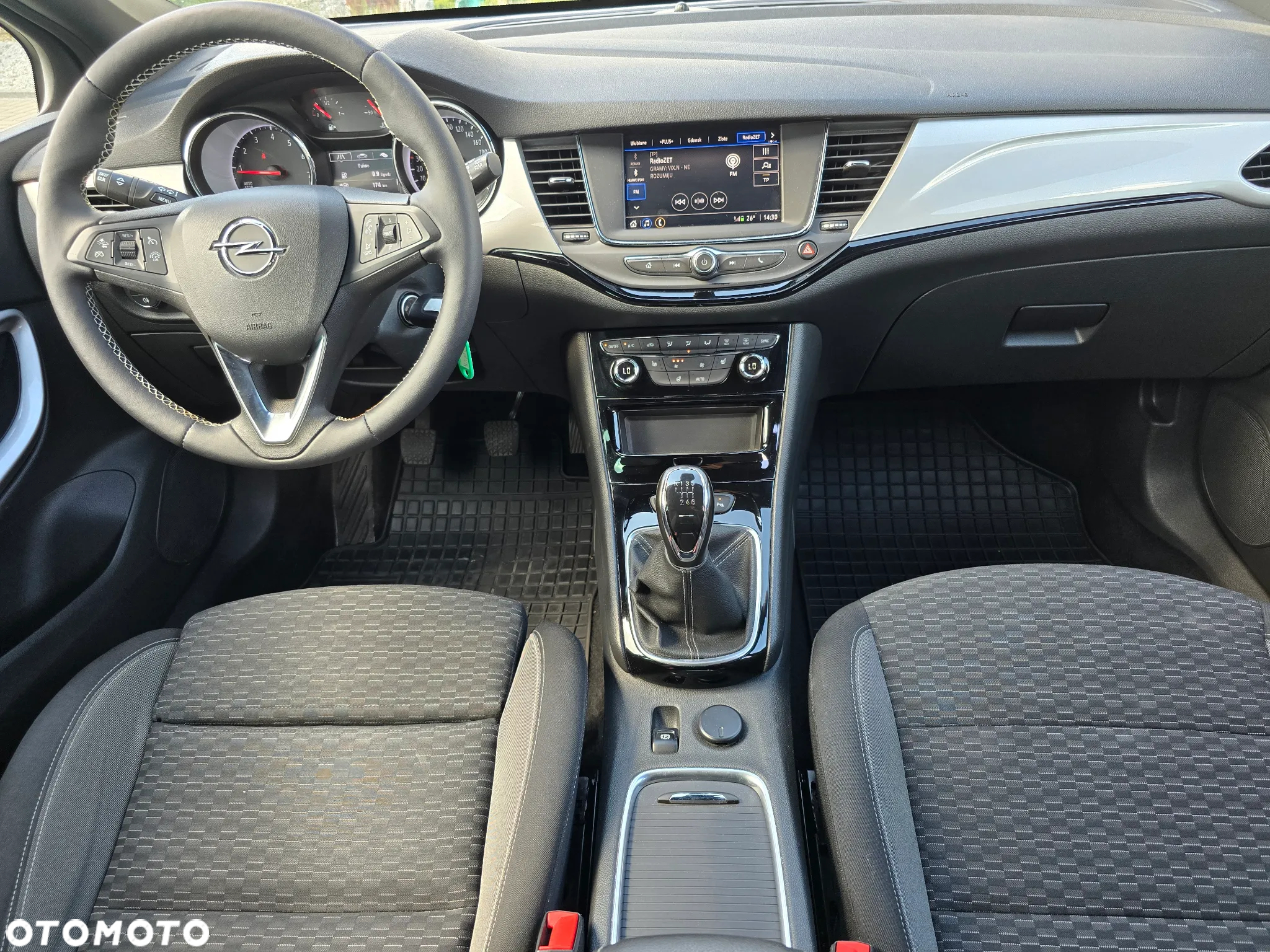 Opel Astra V 1.2 T GS Line S&S - 18