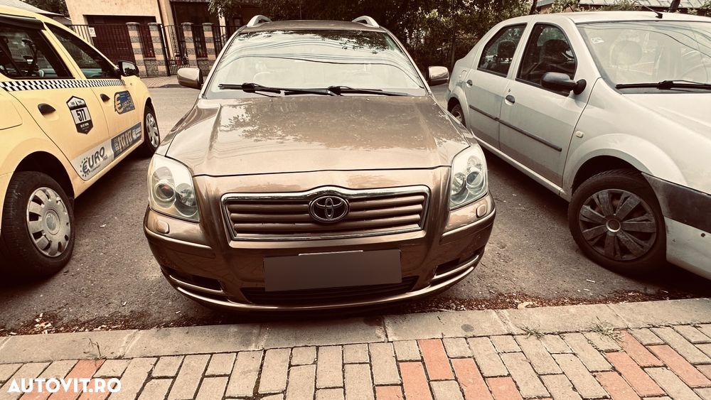 Toyota Avensis - 6