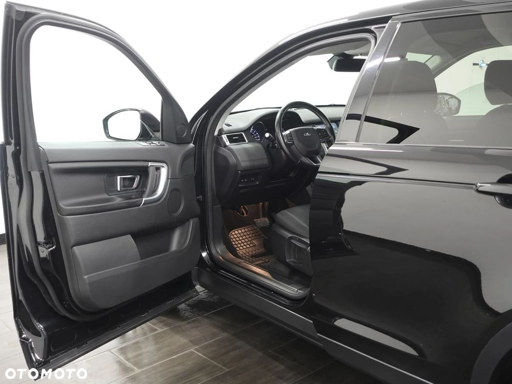 Land Rover Discovery Sport - 16