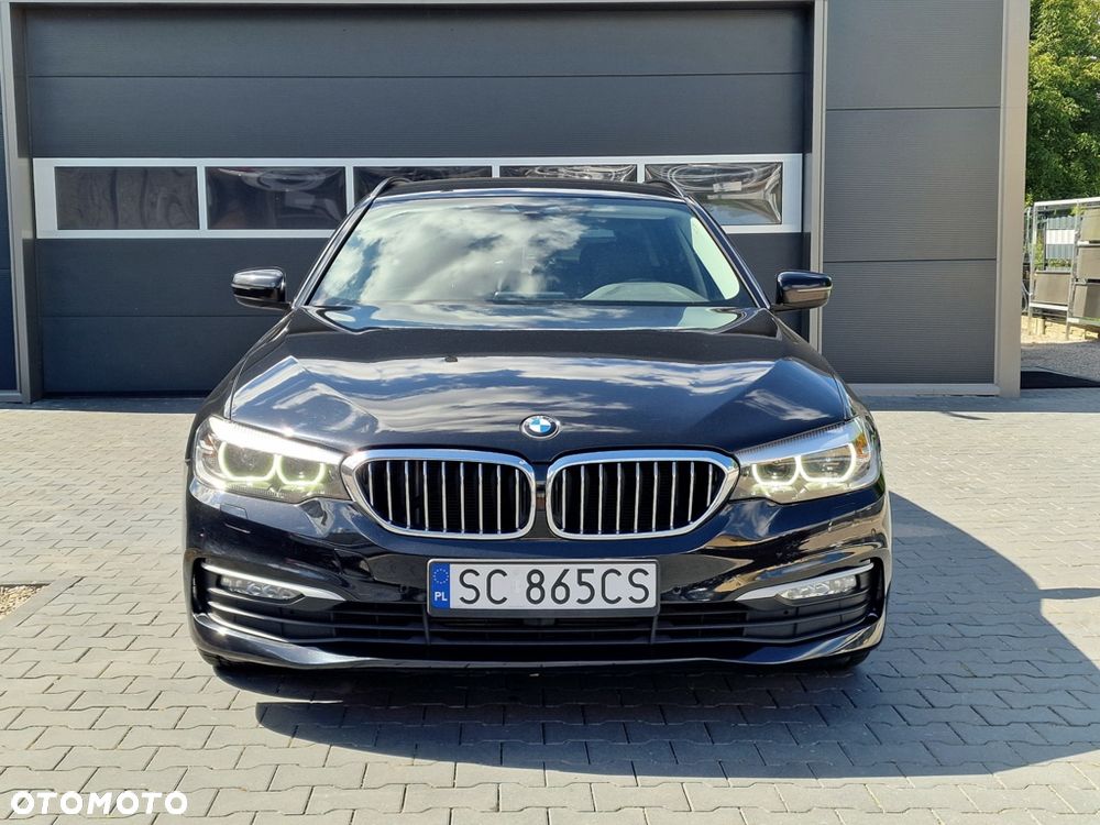 BMW Seria 5 530d Sport Line - 4