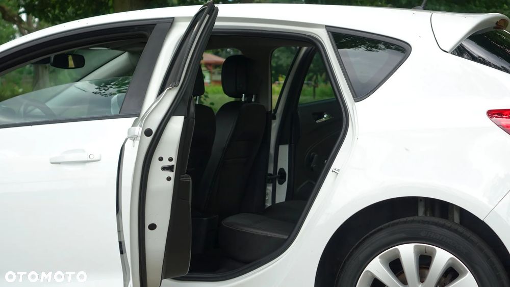 Opel Astra 1.4 Turbo - 9