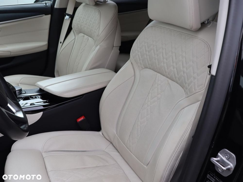 BMW Seria 5 - 8