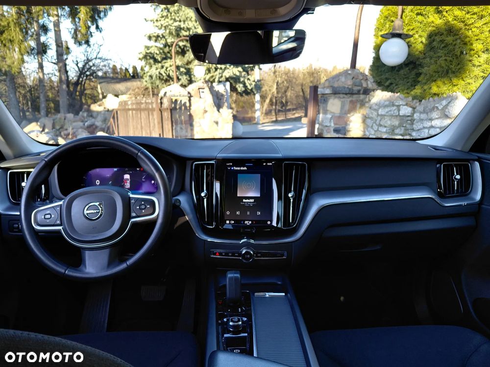 Volvo XC 60 B4 D AWD Geartronic Momentum - 7