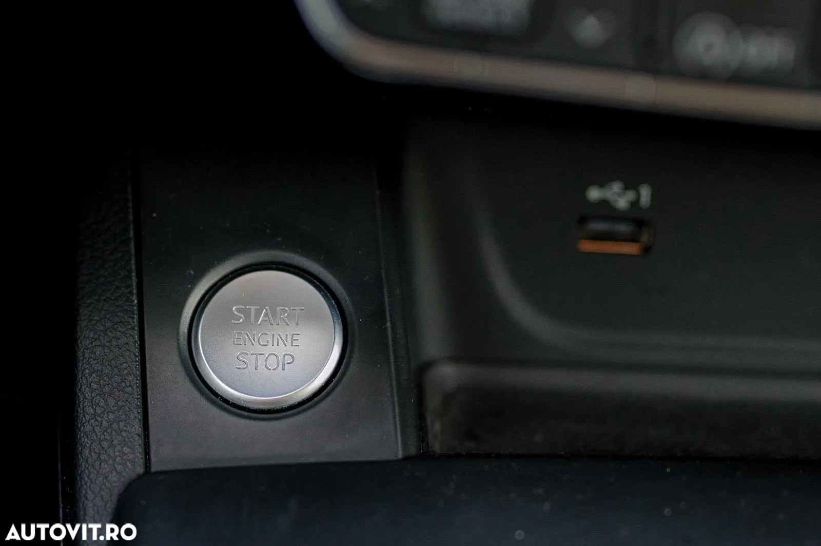 Audi A4 35 TFSI S tronic MHEV Advanced - 14