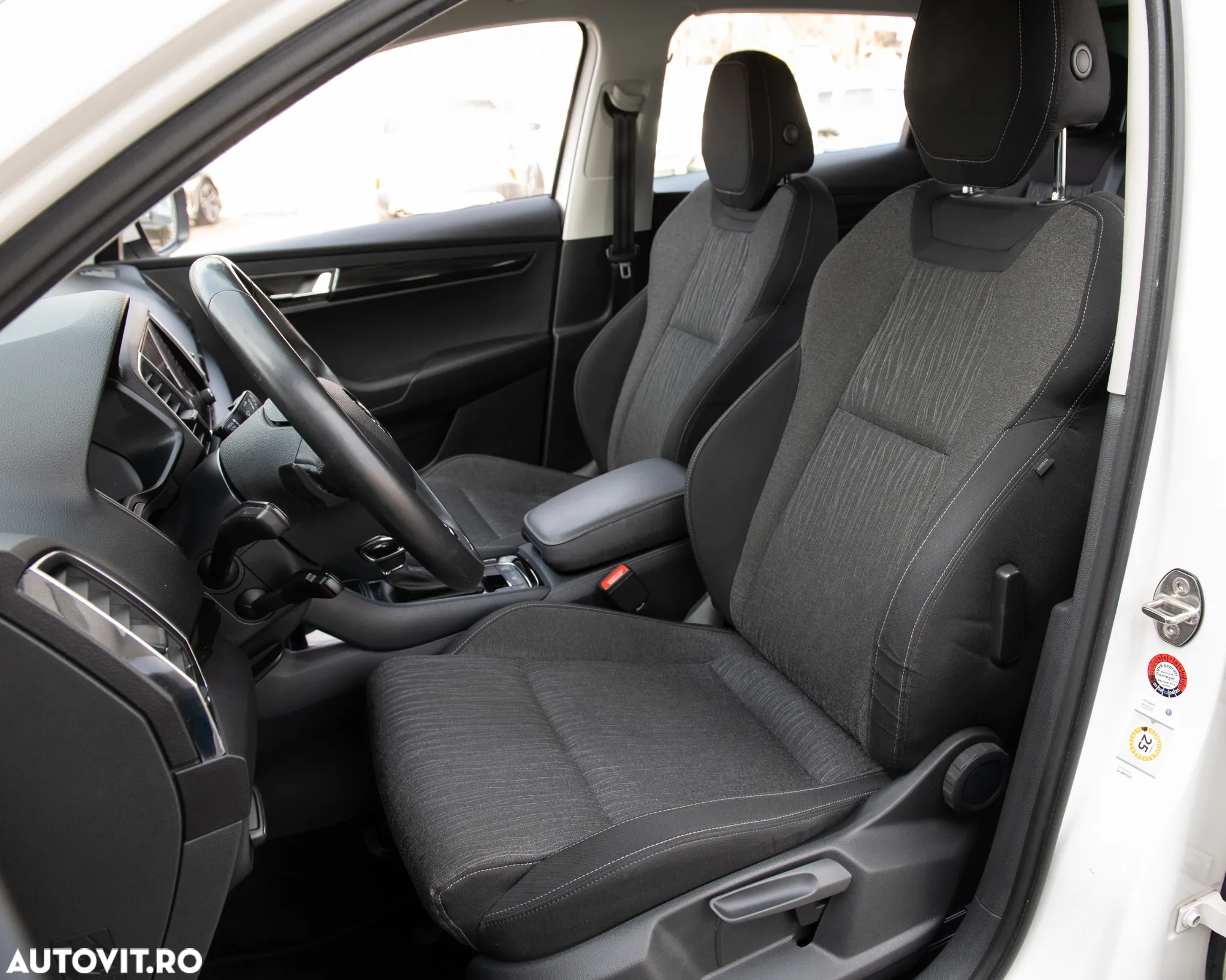 Skoda Karoq 2.0 TDI 4X4 DSG Ambition - 5