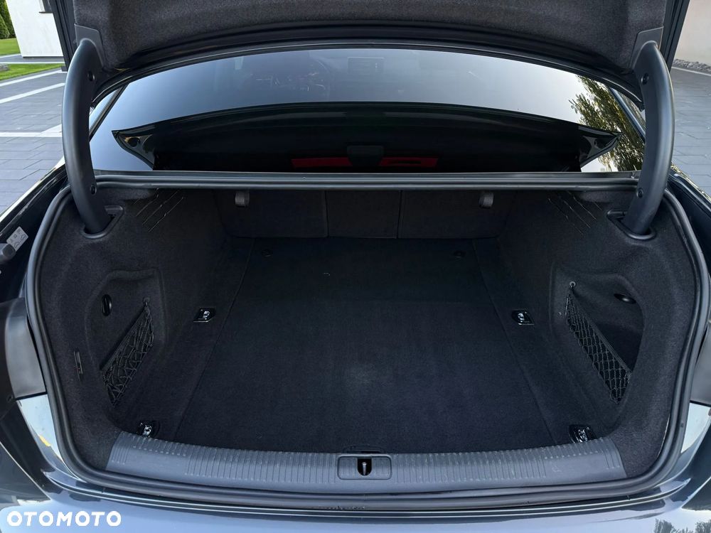 Audi A4 - 25