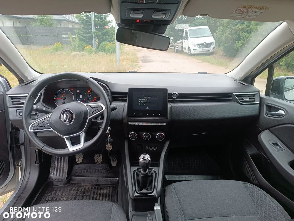 Renault Clio - 10
