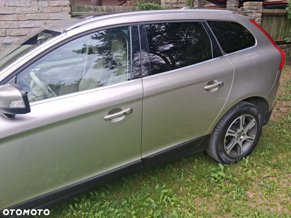 Volvo XC 60 T6 AWD Summum - 6