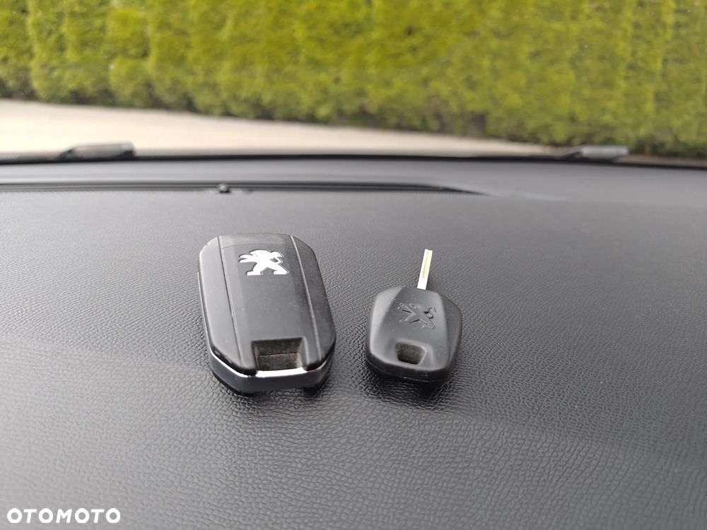 Peugeot 308 BlueHDi 120 Stop & Start Allure - 37
