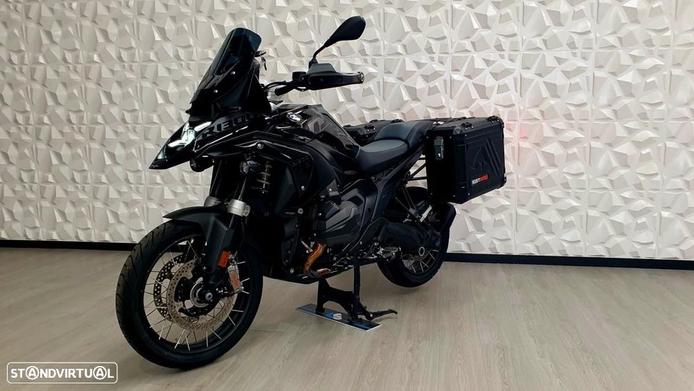 BMW R 1300 GS Tripple Black - 19
