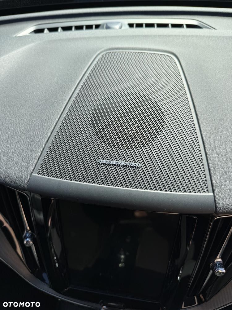 Volvo XC 60 D4 SCR R-Design - 10