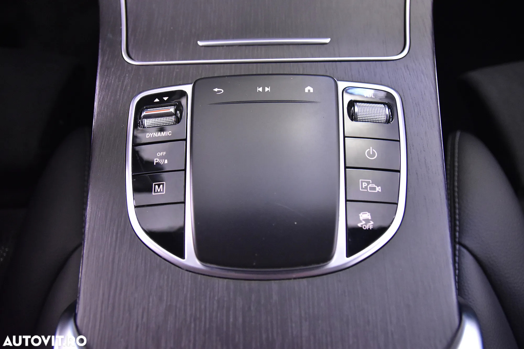 Mercedes-Benz GLC 300 e 4Matic 9G-TRONIC AMG Line - 17