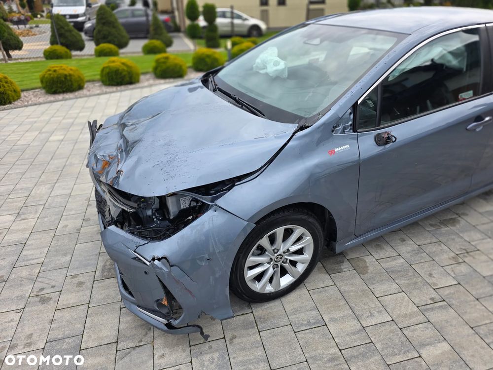Toyota Corolla - 16