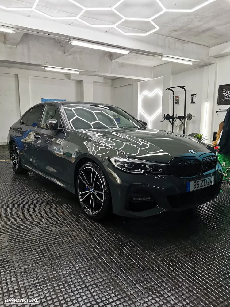 BMW 320 d xDrive Pack M Auto - 1