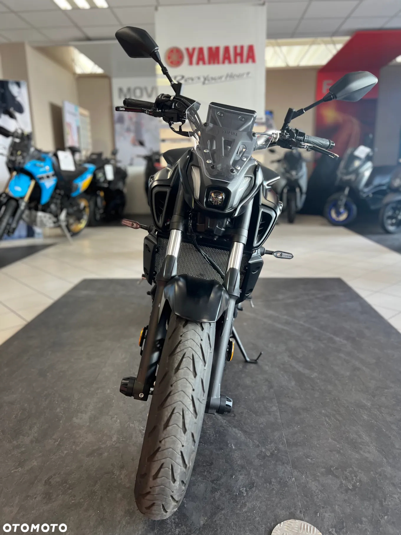Yamaha MT - 12