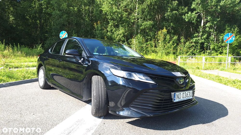 Toyota Camry - 8