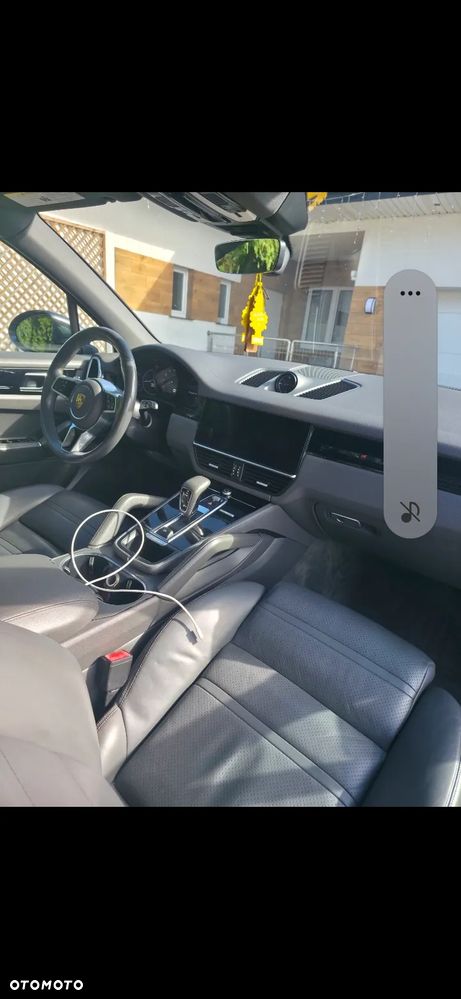 Porsche Cayenne Standard - 9