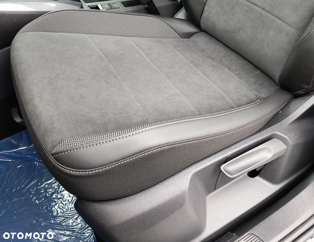 Volkswagen T-Roc 1.5 TSI Style DSG - 11