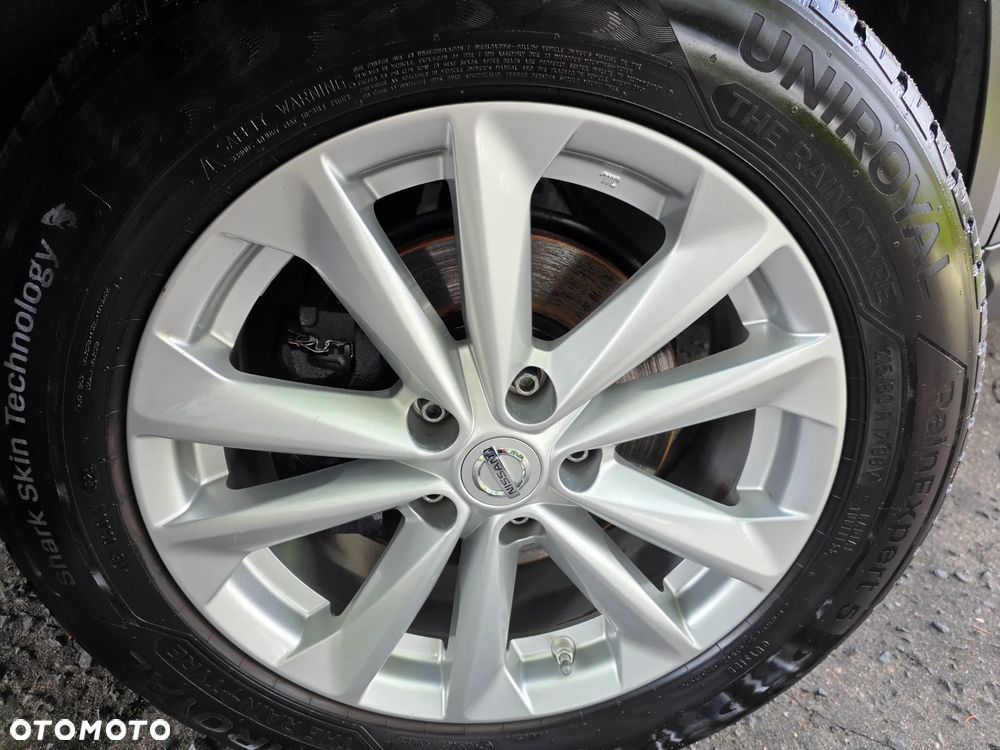 Nissan Qashqai 1.6 DIG-T N-Connecta - 12