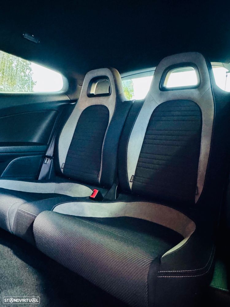 VW Scirocco 2.0 TDI Sport DSG - 14