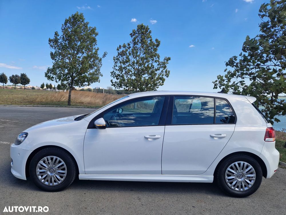 Volkswagen Golf 1.6 TDI BlueMotion Technology DPF Trendline - 10