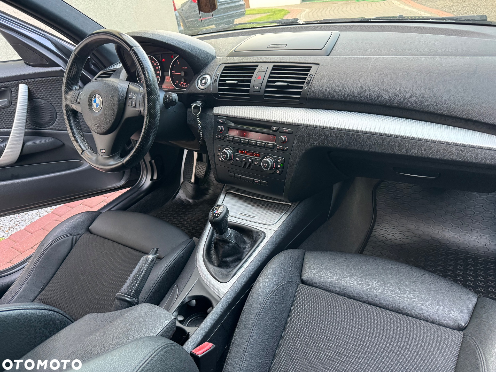 BMW Seria 1 118d - 20