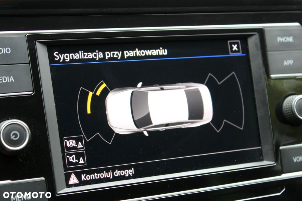 Volkswagen Passat 2.0 TDI EVO Business - 18