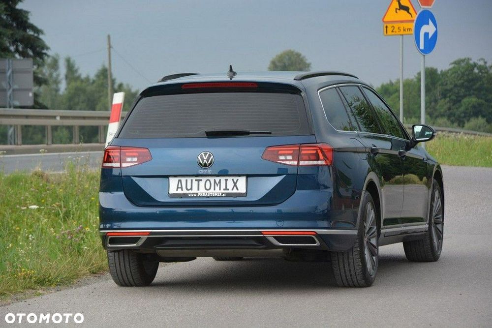Volkswagen Passat - 6