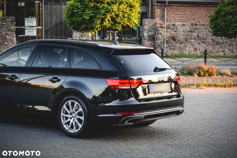 Audi A4 Avant 2.0 TDI S tronic - 13