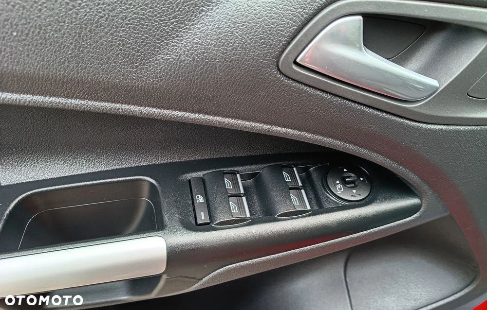 Ford Tourneo Connect 1.5 TDCi Titanium - 29