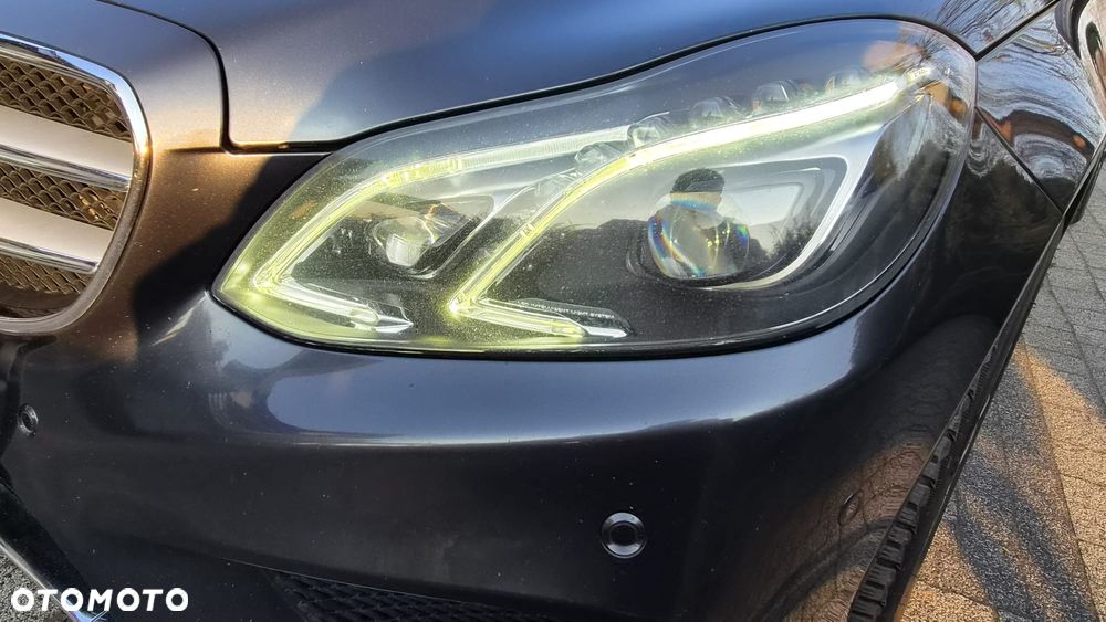 Mercedes-Benz Klasa E 500 4Matic 7G-TRONIC Avantgarde - 9