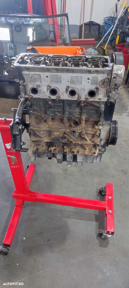 Motor fara capac culbutori volkswagen vw golf 6 hatchback an 2010 cod motor CBBB - 1