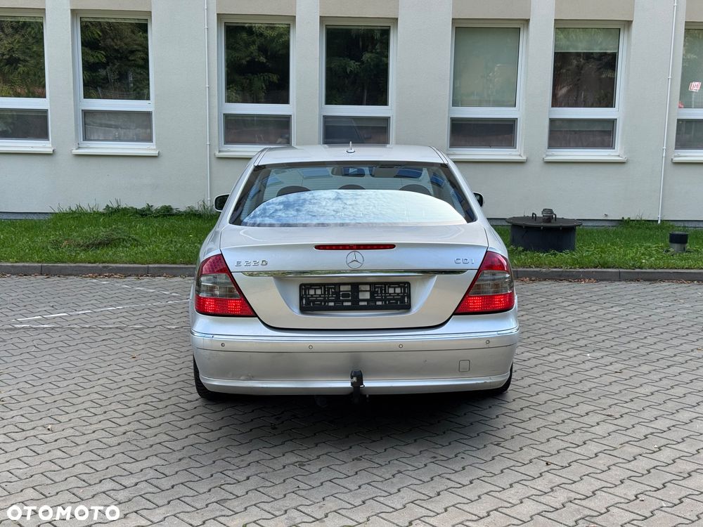 Mercedes-Benz Klasa E 220 CDI Automatik Avantgarde - 10
