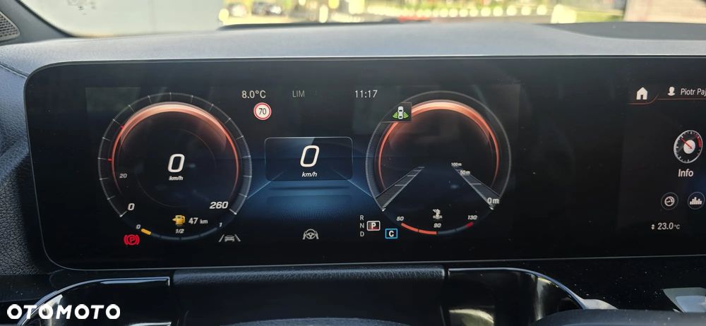 Mercedes-Benz GLA 200 Business Edition - 20