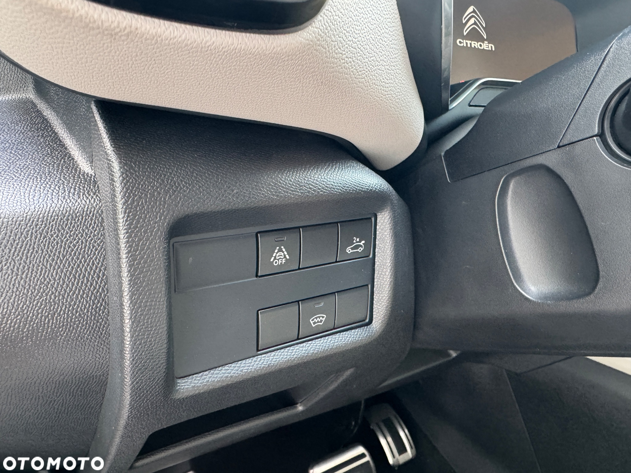 Citroën C5 Aircross 1.6 PureTech Shine EAT8 - 8