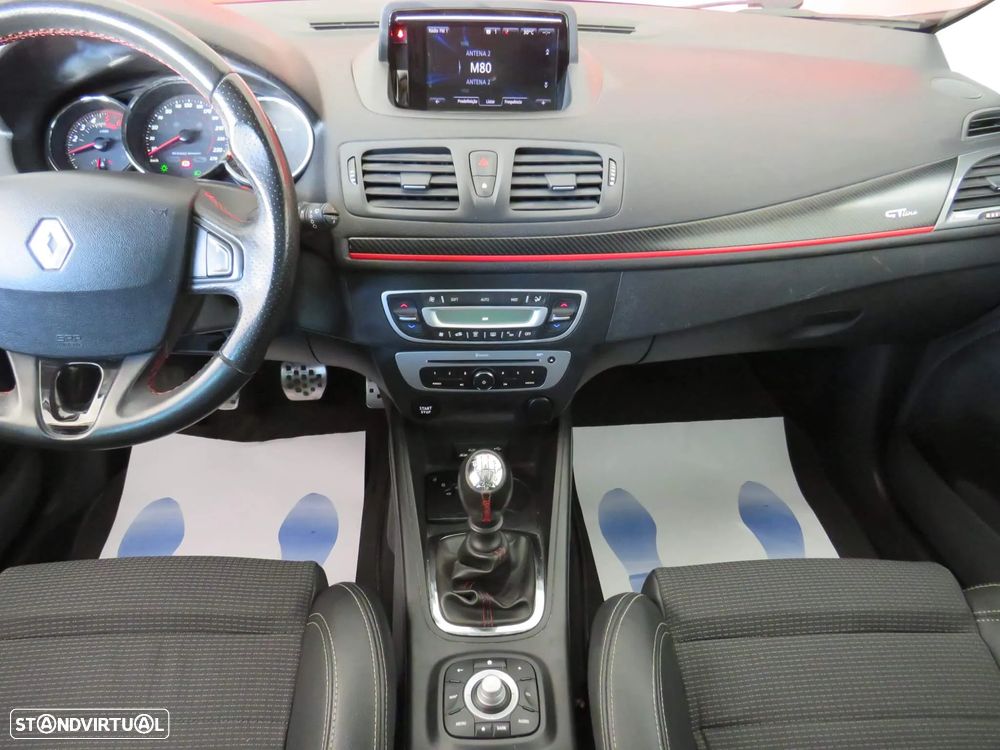 Renault Mégane Sport Tourer 1.5 dCi GT Line - 23