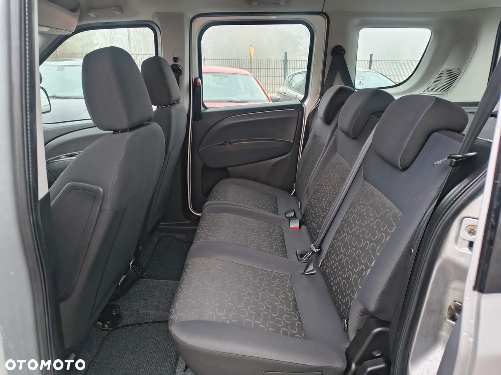 Fiat Doblo 1.6 16V Multijet Emotion - 14