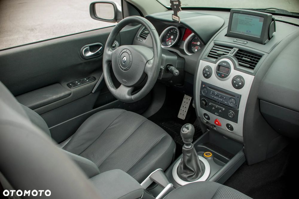 Renault Megane 2.0 Privilege - 7