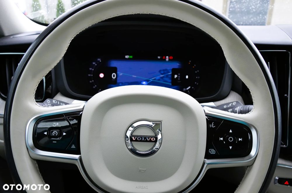 Volvo XC 60 B4 D Geartronic RDesign - 29