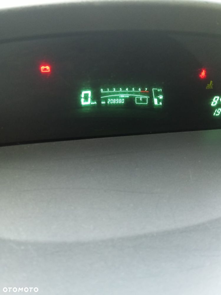 Toyota Yaris - 8